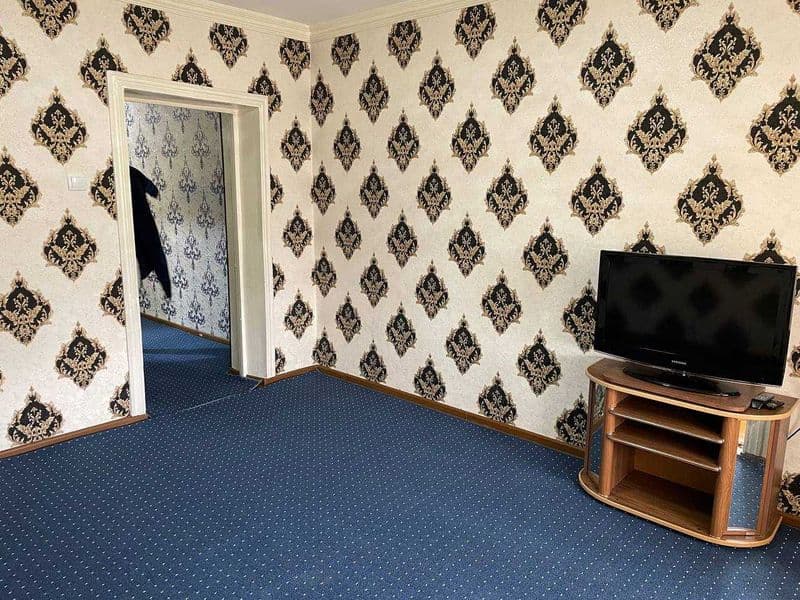 Kvartira 260 +30 (komunal)AQSh dollariga ijaraga beriladi (c