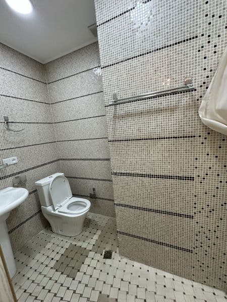 Аренда БОДОМЗОР Метро<br />
6хона<br />
6-етаж<br />
8-етадк — фото 3