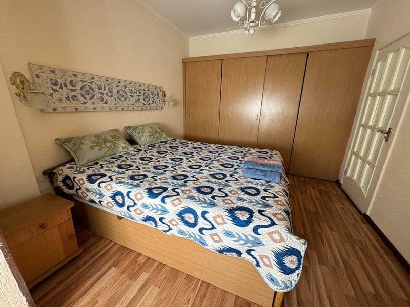 Уютная квартира после косметического ремонта расположенная в