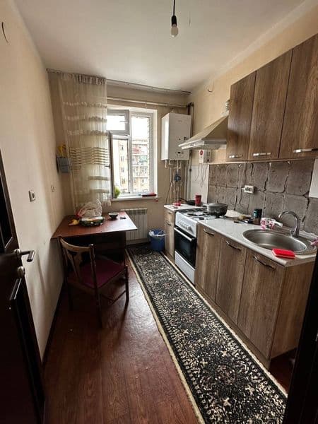 Srochni 1 ta student  bola kerak, sharoit zòr, wifi, kir mos