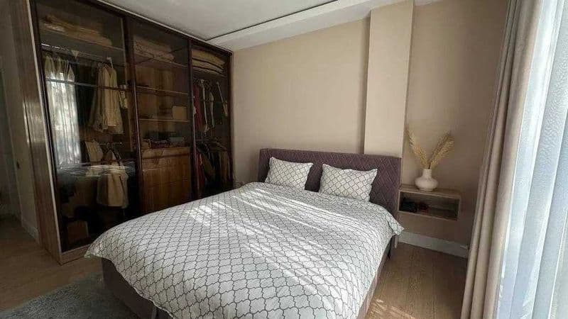 Район:Yakkasaroy<br />
Адрес: Bobur kocha<br />
<br />
Комна — фото 2