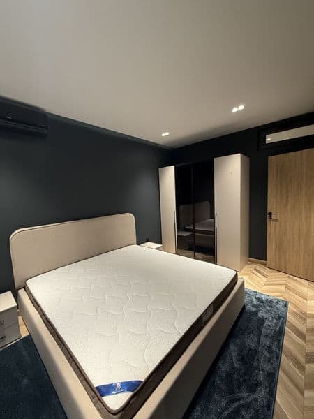 Сдаётся Квартира  3х комнотноя <br />
Новастройка  новая пос