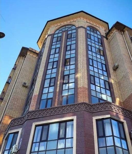 Район: Юнусобод<br />
Ориентир: Олой бозори<br />
Кол-во ком