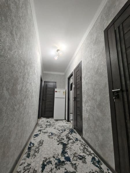 Юнусабад -4 СДАЁТСЯ отличная 2х комнатная квартира с обстано — фото 4