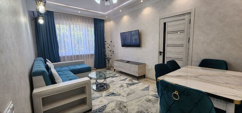 Ijaraga beriladigan kvartira<br />
Район: Олмазор <br />
Кўч