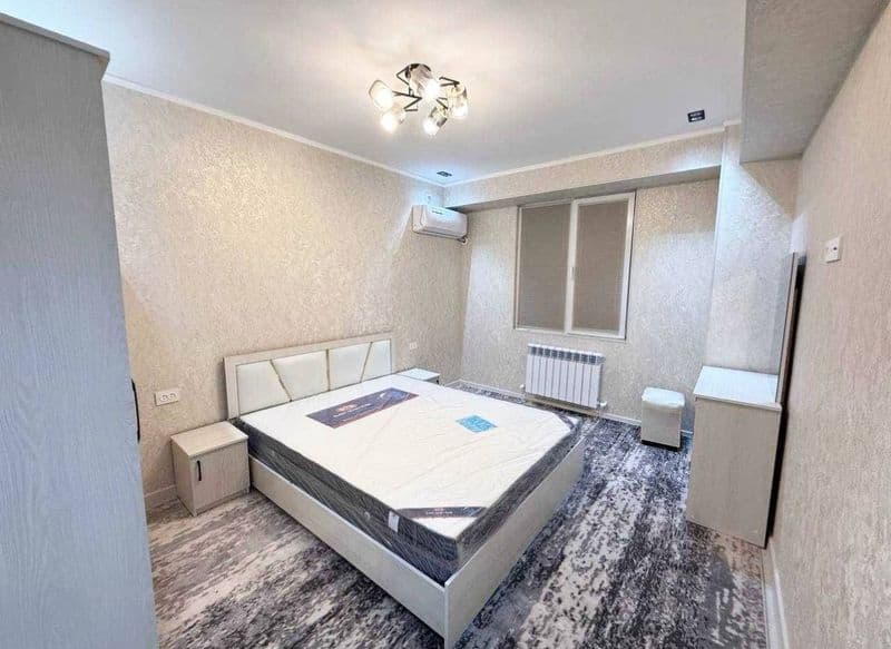 В Яшнабадском районе, рядом с кругом «Рохат», в жилом компле