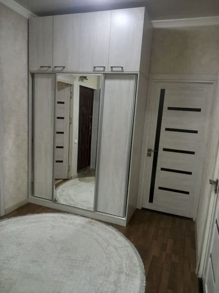 Srochno oqiydigan ishliydigan qizlar kere<br />
4 хонали уй 