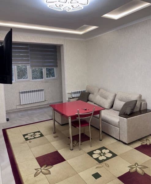 Сдаётся 2-комнатная квартира<br />
Уютная, светлая, полность — фото 3