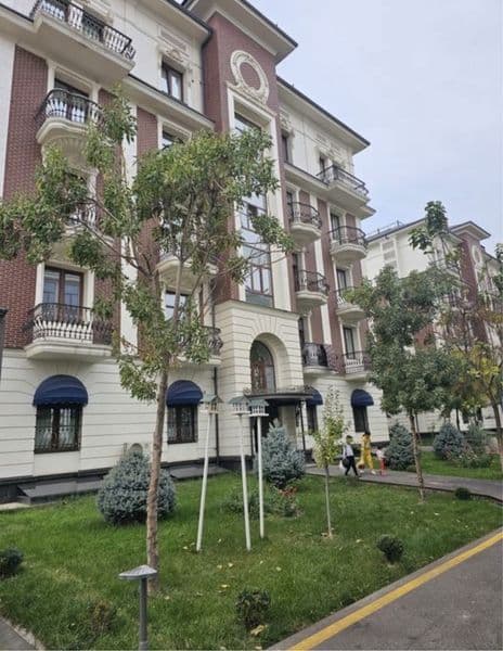 Аренда Cambridge Residence<br />
3 этаж 5 этажка лифт бор<br