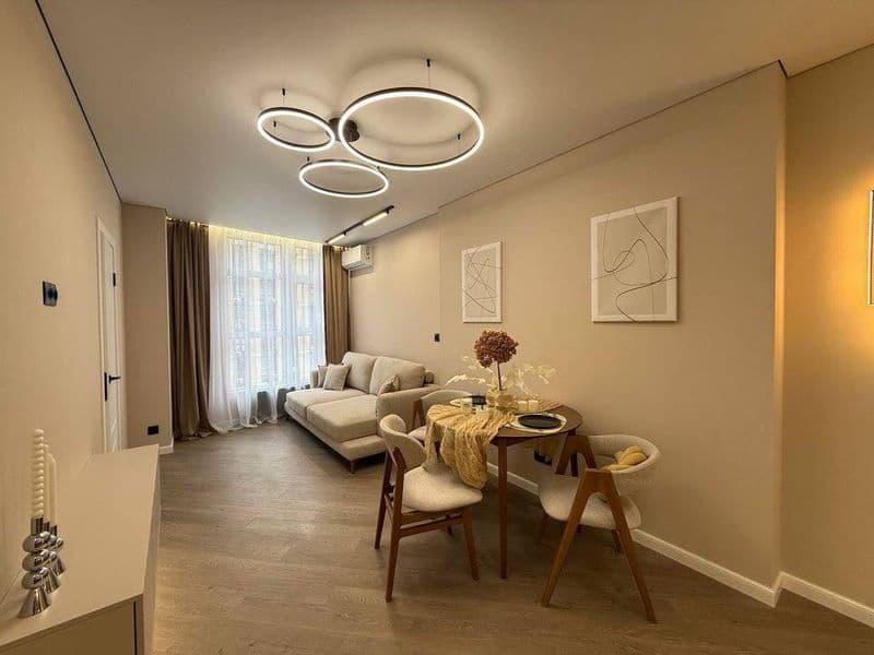 3 комнатную квартиру на 6 этаже,<br />
В квартире есть все н — фото 3