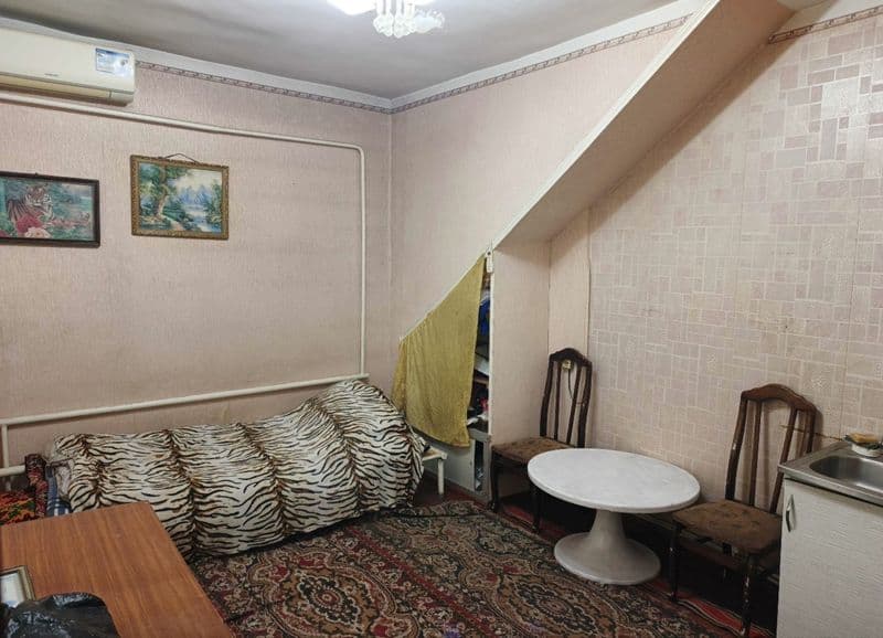 Цум <br />
Метро Космонавтов <br />
<br />
2х комнатная<br /
