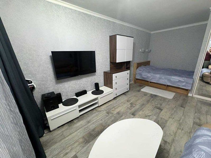 Район: Мирабадский<br />
Адрес: Улица Айбек<br />
<br />
Ком