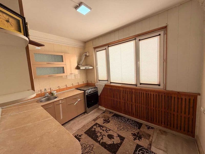 Без маклер своя.<br />
<br />
Ijara/Arenda - Sergeli 8 mavze