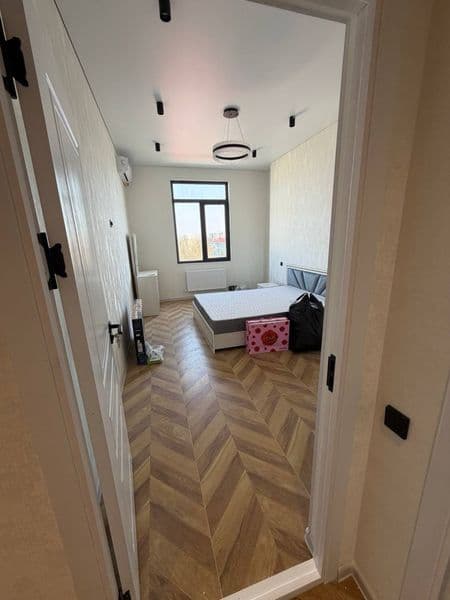 Срочно сдаётся Шайхантахурский район Литературное 2х комнатн — фото 2