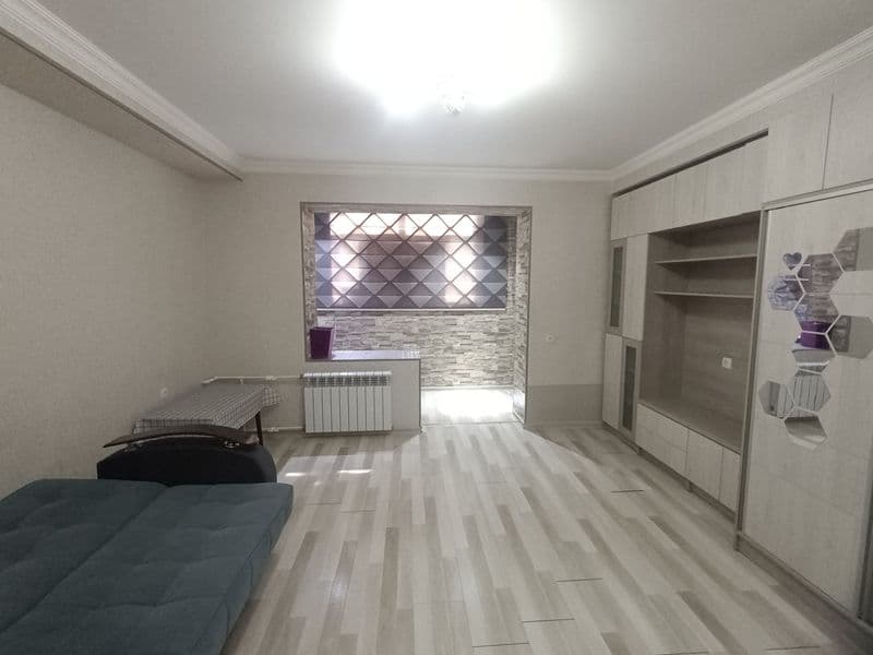 #аренда<br />
Юнусабад- 2 квартал 1/4/4<br />
1на комнатная 