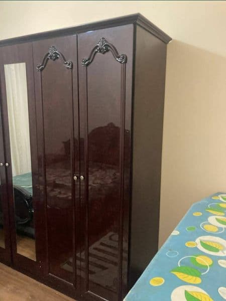 Шерикликка битта бола олинади. Квартирада хамма шароит бор (