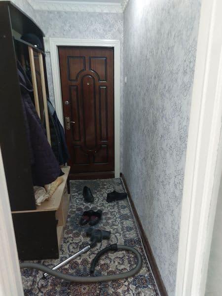 Без маклера.<br />
Сдается в долгосрочную аренду светлая и п