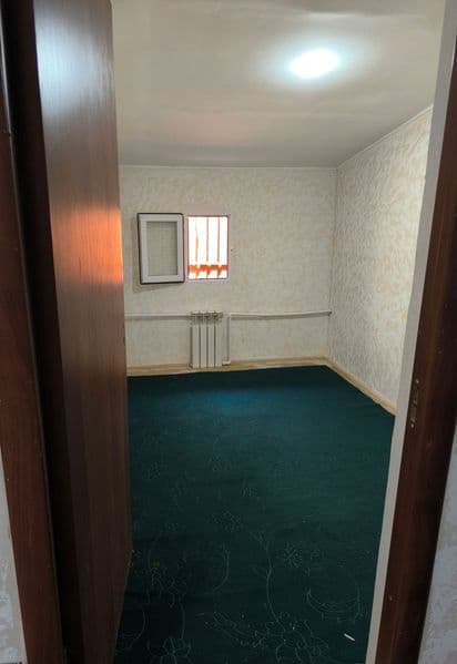 Сдаётся комната в частном доме 800000сум. Комната расчитана 