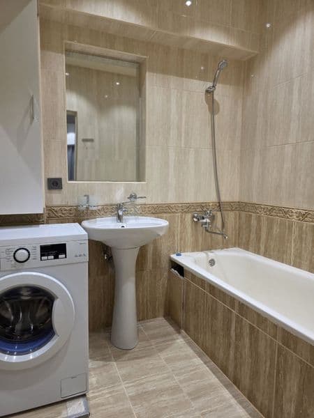 Квартира с ремонтом <br />
С мебелью <br />
С техникой <br / — фото 3