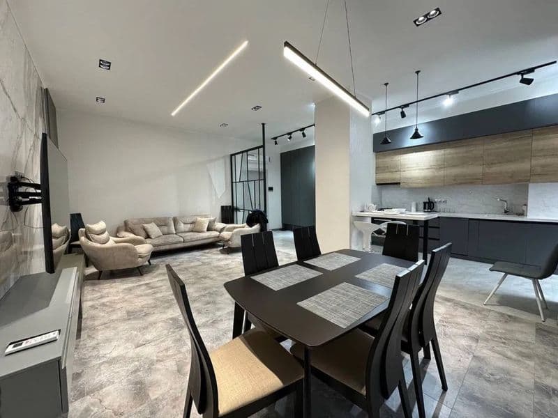 Шайхантахурский район <br />
Ташкент Сити<br />
Жк Gardens<b