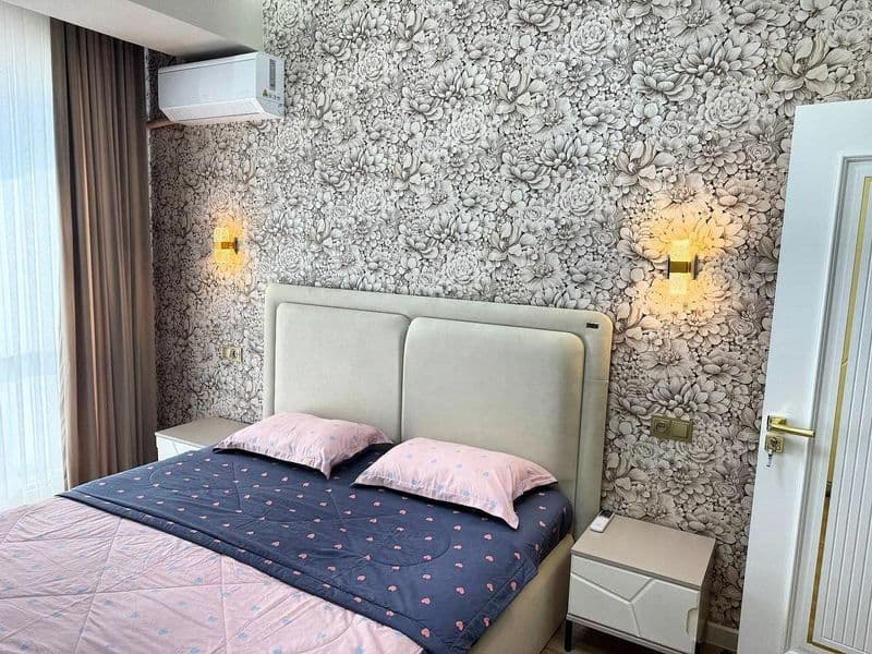 Сдаётся 2-комнатная квартира возле парка "Братские могилы" (