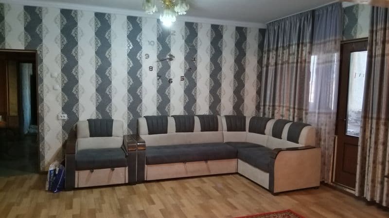 Сдаётся просторная квартира. Только для семьи. Ремонт средни — фото 2