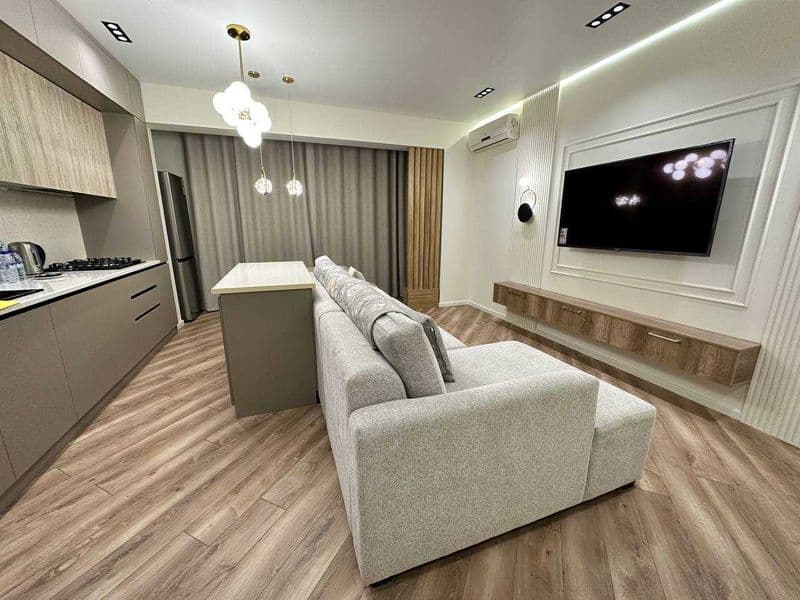 Район: Шайхантахурский <br />
Адрес: Лабзак<br />
<br />
Ком — фото 2