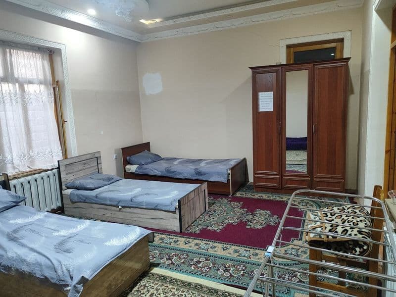 Ассалому Алейкум !! Ижарага жой берилади Без маклер Без хозя