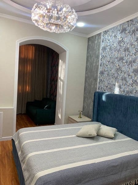 Сдаётся 2 комнатная с Евро ремонтом с мебелью и техникой всё — фото 3