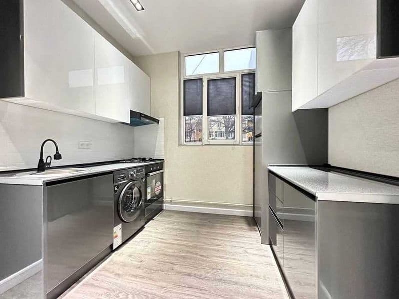 Уникальное предложение аренды в самом центре города <br />
< — фото 4