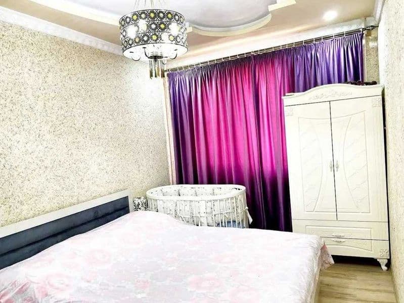 Сдается квартира с авторским ремонтом<br />
<br />
• Район: 