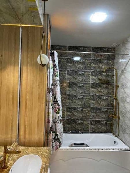 СРОЧНО СДАЕТСЯ !!!<br />
<br />
Район: Яккасарайский<br />
А — фото 4