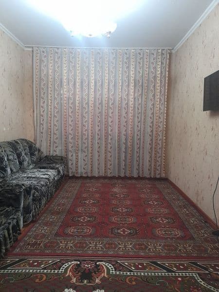 Сдаётся 1/2/5 на массиве Хумоюн, средний ремонт, частично ме