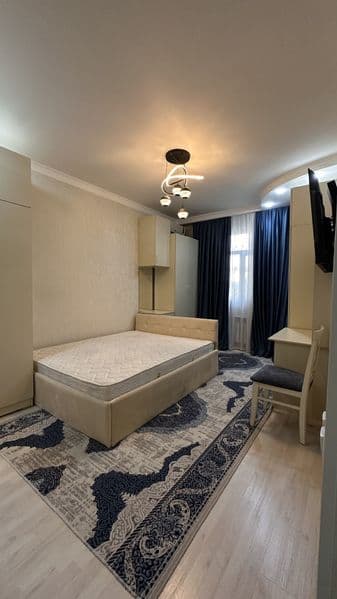 Чиланзар 7 квартал  Чиланзар круг Актепа<br />
28 м2<br />
Б