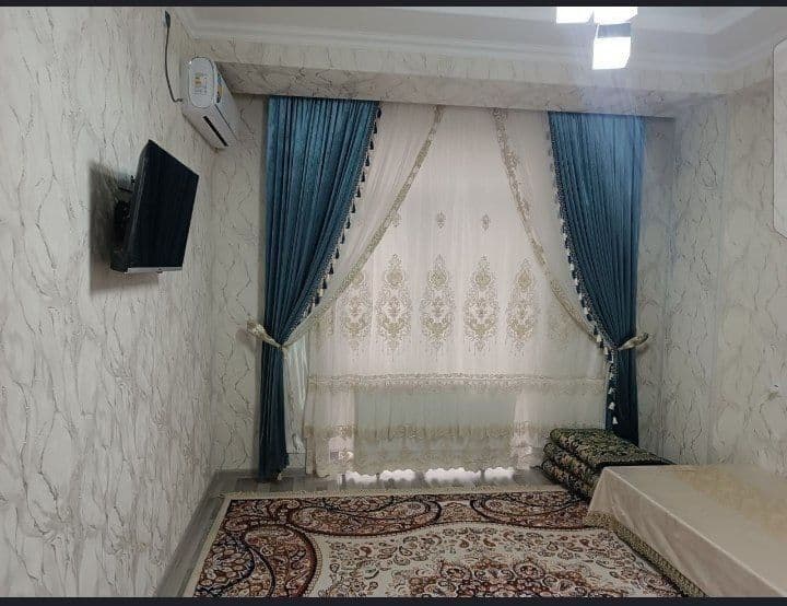 CHilonzor Novza metro yonida 2xonali kvartira ijaraga berila