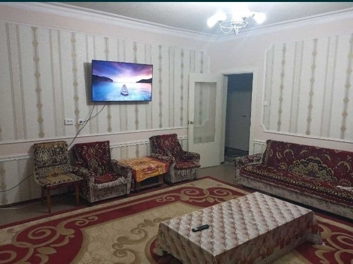 АРЕНДА - 2/2/9.<br />
массив С.Риезий.<br />
Ориентир: 307 ш