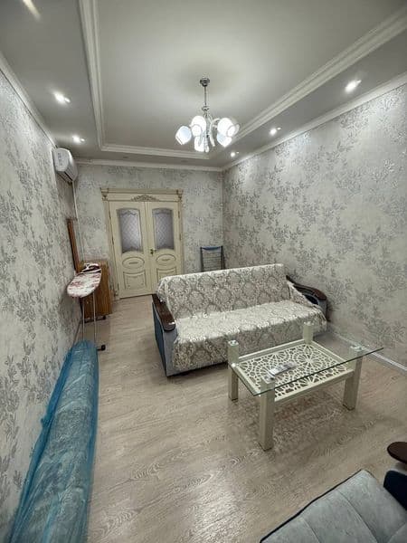 Район: Яккасарай <br />
Адрес: Кушбеги <br />
<br />
Комнат: