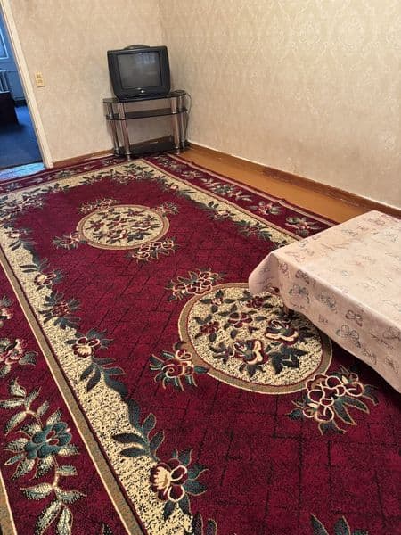 4 етажда 2 хоналик квартира ижарага берилади оилага студентл — фото 3