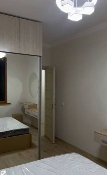 • Сдаётся квартира Навастройка <br />
• Район - Алмазар <br 