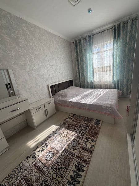 Yashnobod Olmosda Ijaraga kvartira bor Oilaga uzoq muddatga 