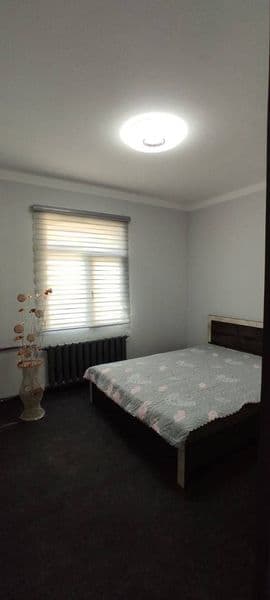 Сдаю в аренду квартиру на <br />
Юнусабад 12<br />
Ориентир: