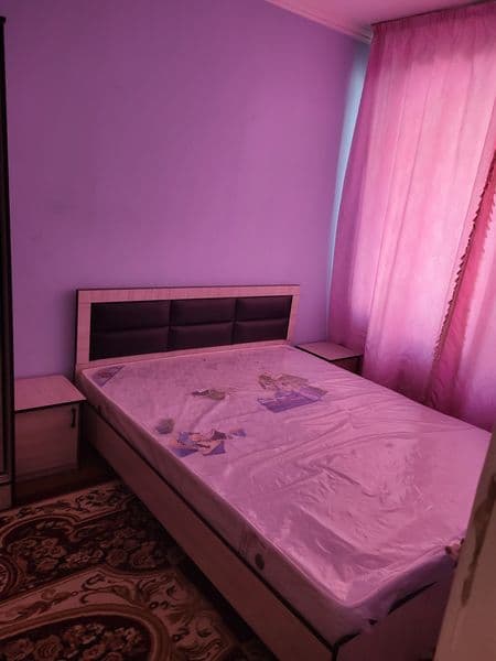 Аренда метро беруни 2.хонали 2хонали   оилага берилади хамма