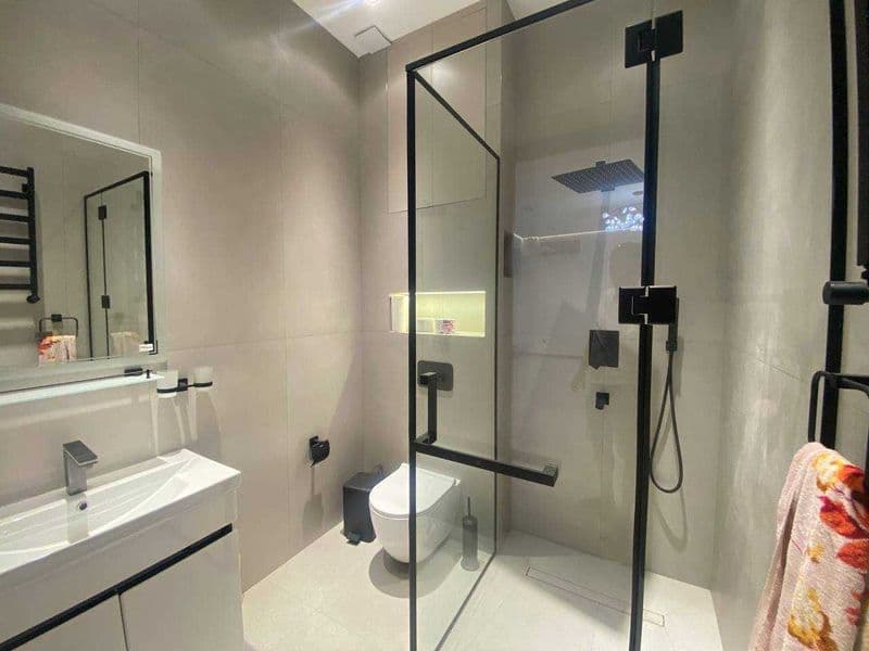 Новый дом в отличном состоянии. 2 этаж 4-этажного дома, 2 ко — фото 4