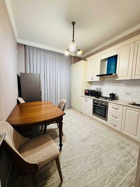 Сдаётся шикарная 2-комнатная квартира в Новостройка<br />
<b — фото 5