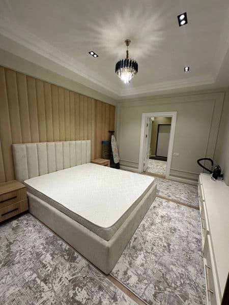 Сдаётся 1-комнатная квартира<br />
Уютная, светлая, полность