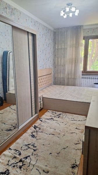 Чиланзар 10 квартал <br />
3/2/4<br />
Имеются всё необходим
