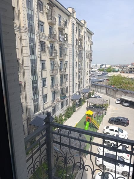 Этажность дома 7.тип строения кирпич.Планировка раздельная.С