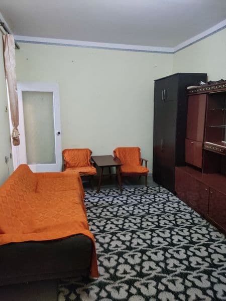 Чиланзар 16 Квартал 1в2/2/4<br />
Панельный дом <br />
Балко