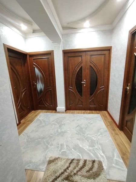 Chilonzor Ц 3xona 80кв есть задний двор <br />
Gor Gai ropar