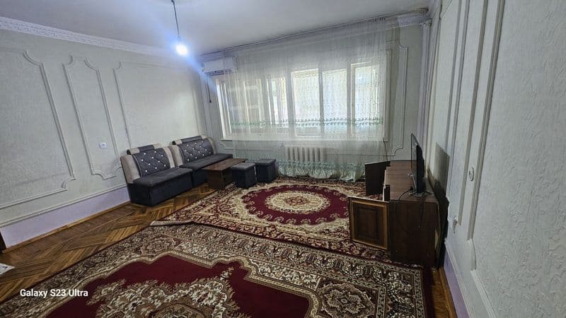 Аренда  чорсу 2.хонали версал туйхона оилага берилади расмда